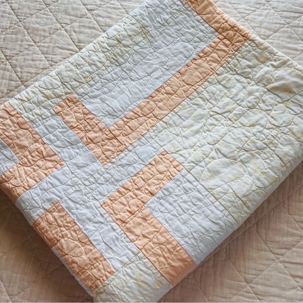 Vintage 1980s Handmade Quilt – 66” x 81” – Peach & Cream Geometric Design